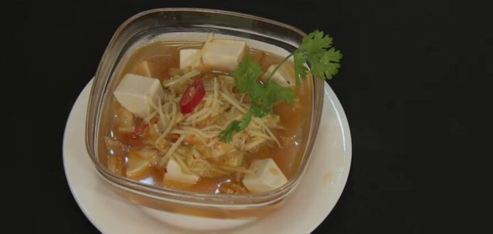Canh kim chi đậu hũ thơm ngon